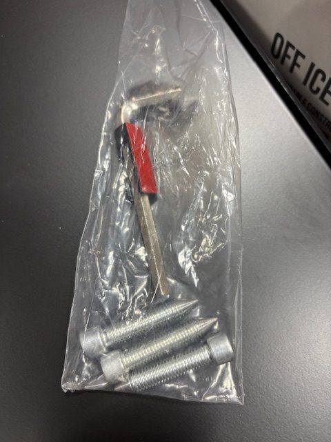 Triangle Passer – Heavy-Duty Steel Hockey Passer for Precision Training